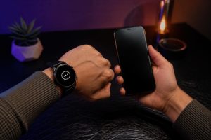 Akıllı saat bildirim gelmiyor çözümü için telefon ve saat ayarları