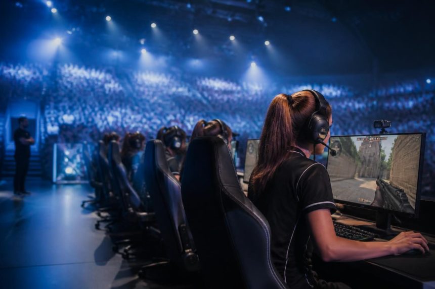 VALORANT Game Changers NA 2026 Stage 2 maç programı için LAN finalinde mücadele eden oyuncular